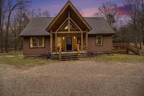 Mears House | Pinecrest Cabin