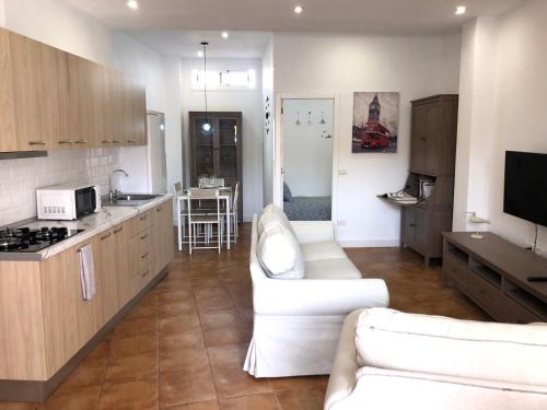 Chio Apartment | Pisos Acogedores Chio -A y B -Con Solarium y Sin Solarium