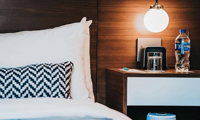 Downtown Minneapolis Hotel | Pleasant Stay, Convenient Location! 3 Comfortable Units, Near Mill City Museum