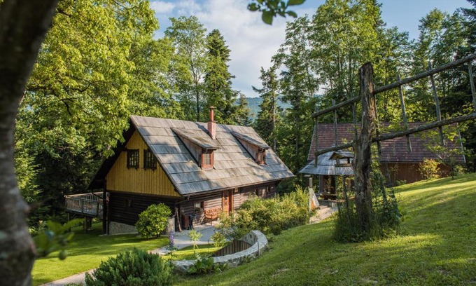 Pohorje Cabin | Počitniška hiša Koča Dobnik