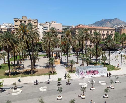 Ruggero Settimo Apartment | Politeama Suite