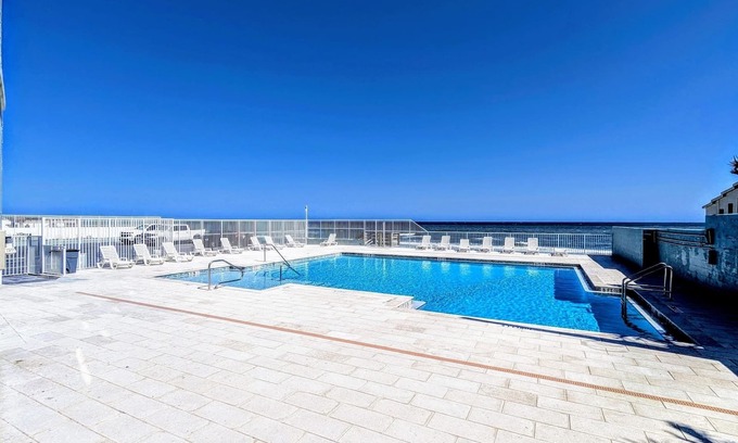 East Daytona Apartment | Pool Open! Remodeled Condo with Beachfront Balcony near Hard Rock