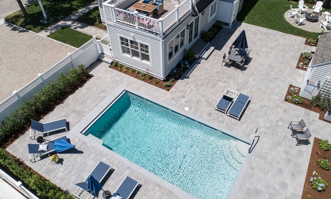 Popponesset House | Popponesset, Exclusive, 3-Bdrm, 4-Bths, Sleeps 6, pool, hot tub, firepit, & A/C