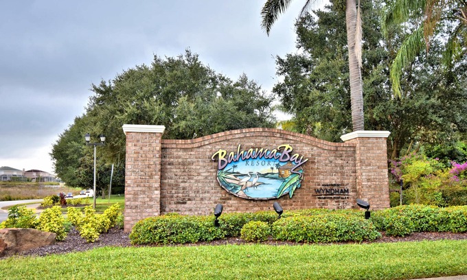 Bahama Bay Resort | Porcelain Tile Throughout King, Queen, and Twins Beds