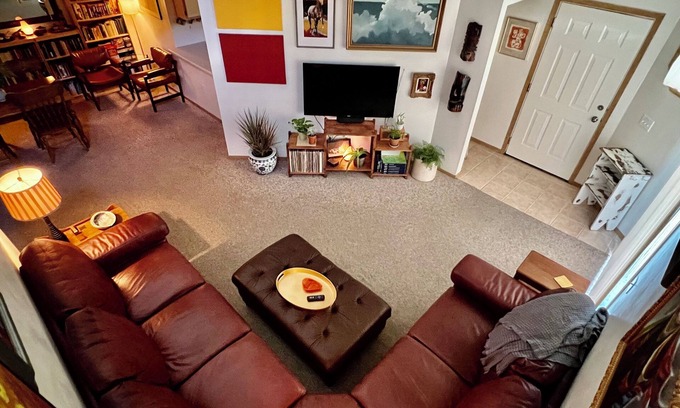 Lawrence House | Practical Zen: 4-bedroom 5-bed 2-bath close to everything, flexible, cookies.