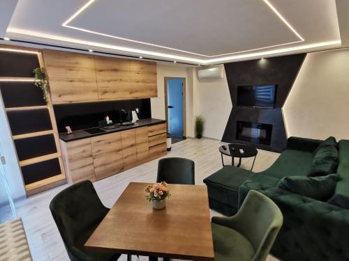 Novi Sad Apartment | Princ Lux Spa with free parking