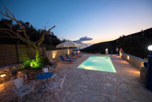 Evgiros House | Private Cottage in Stavros