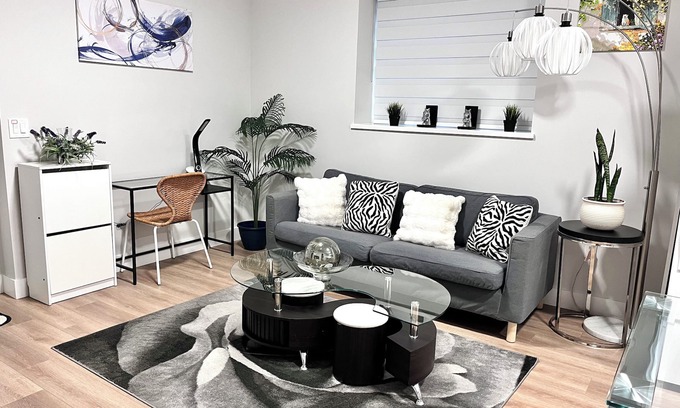 Willoughby House | Private Langley Suite Near Shops, Dining & Transit