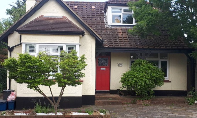 Leigh-on-Sea Resort | Private room ∙ 2 guests