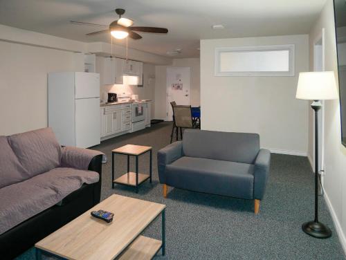 Timiskaming District Hotel | Prospectors Inn
