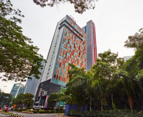 Damansara Perdana Apartment | QQQ hotel type room Empire Damansara