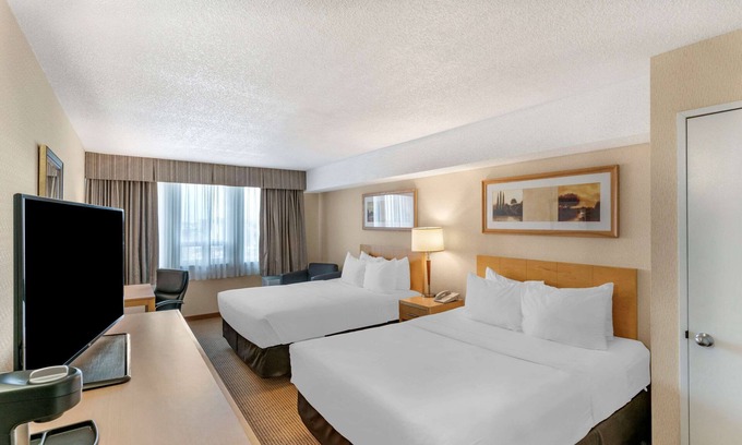 Anjou Hotel | Quality Hotel & Suites Montreal East