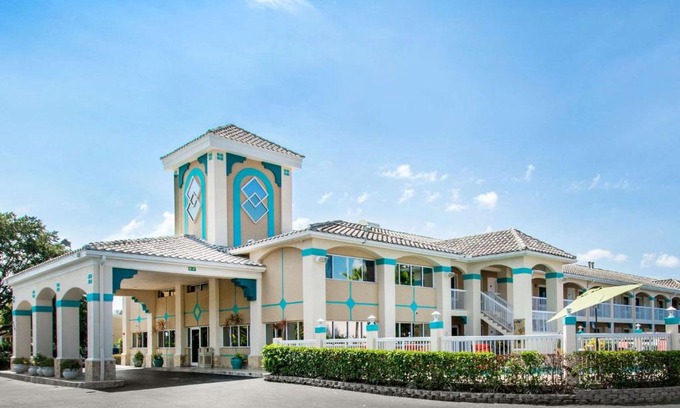 West Kissimmee Hotel | Quality Inn Clermont West Kissimmee