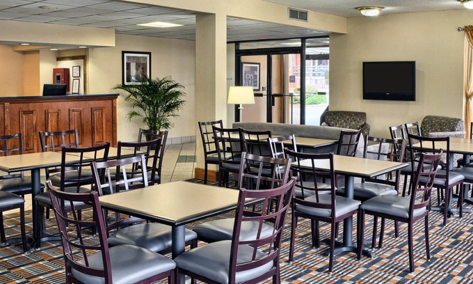 Fredericksburg Hotel | Quality Inn Fredericksburg, Central Park Area
