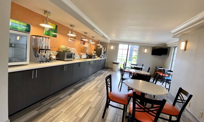Harlingen Hotel | Quality Inn Harlingen