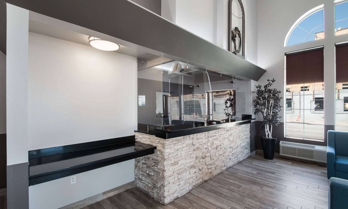 Midvale Hotel | Quality Inn Midvale - Salt Lake City South