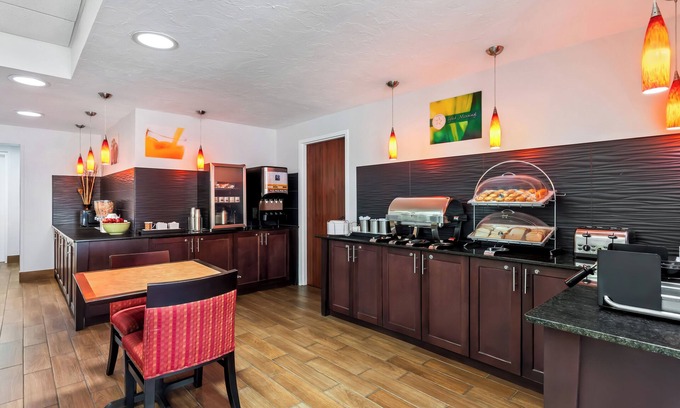 Norman Hotel | Quality Inn - Norman near University
