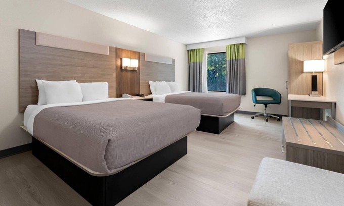Sandersville Hotel | Quality Inn Sandersville