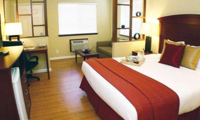 Ben Lomond Hotel | Quality Inn & Suites, Santa Cruz Mountains