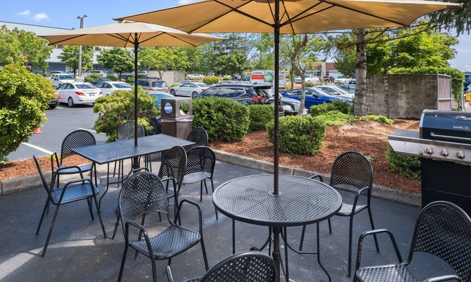 Silverdale Hotel | Quality Inn & Suites Silverdale Bangor - Keyport