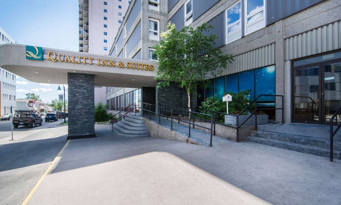 Yellowknife Hotel | Quality Inn & Suites Yellowknife