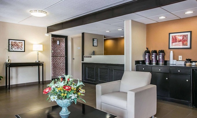 Hartsville Hotel | Quality Inn