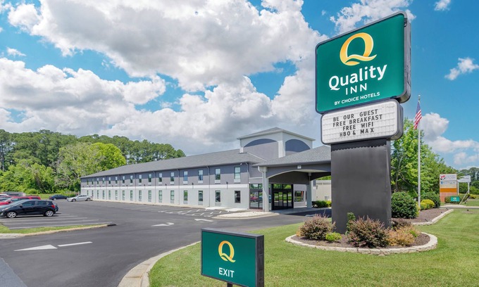 Washington Hotel | Quality Inn Washington NC