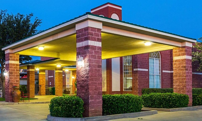 Lubbock Hotel | Quality Suites