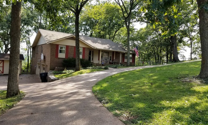Nashville Apartment | Quiet neighborhood, comfortable apartment, 10 miles from downtown Nashville