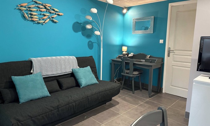 Sene House | Quiet vacation in small house with enclosed garden