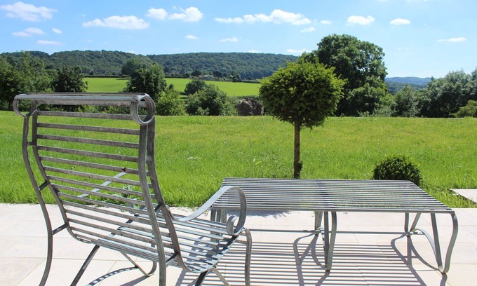 Brimpsfield House | Quiet16th Century Cotswold Barn, refurbished. Panoramic views on organic farm