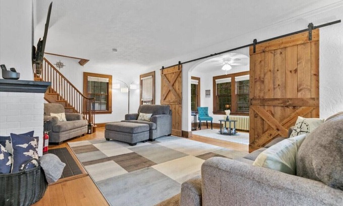 Brooklawn - St. Vincent House | Quintessential Cozy Haven, Brooklawn Beauty