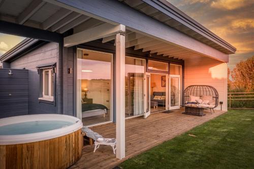 Georgeham House | Rafters Lodge, Nr Saunton