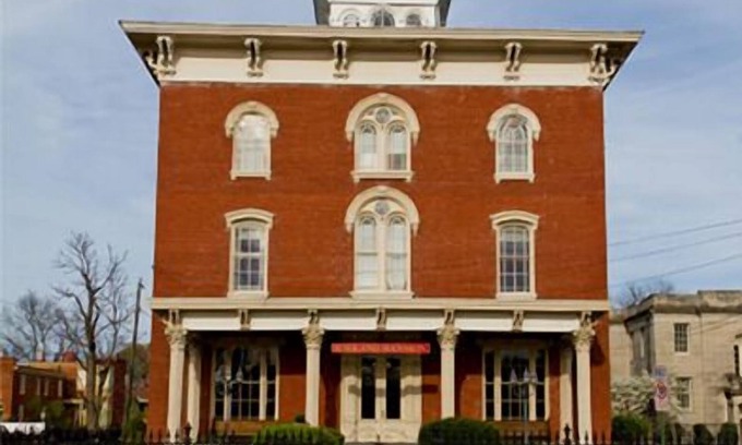 Petersburg Bed & Breakfast | Ragland Mansion Bed & Breakfast