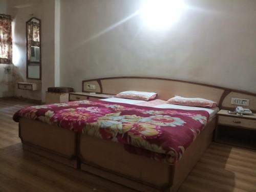 Ahmedabad Hotel | Rajshree Hotel Ahmedabad