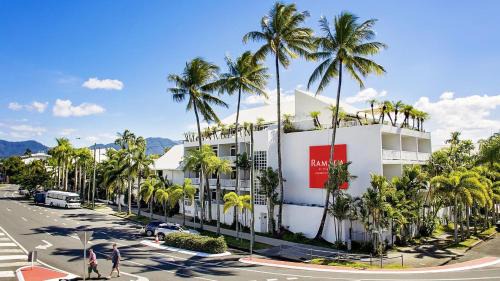 Cairns Central Business District Hotel | Ramada By Wyndham Cairns City Centre