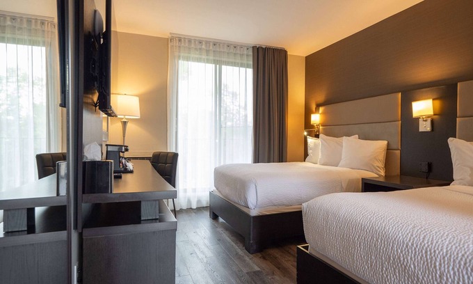 Ottawa Division Hotel | Ramada by Wyndham Ottawa On The Rideau