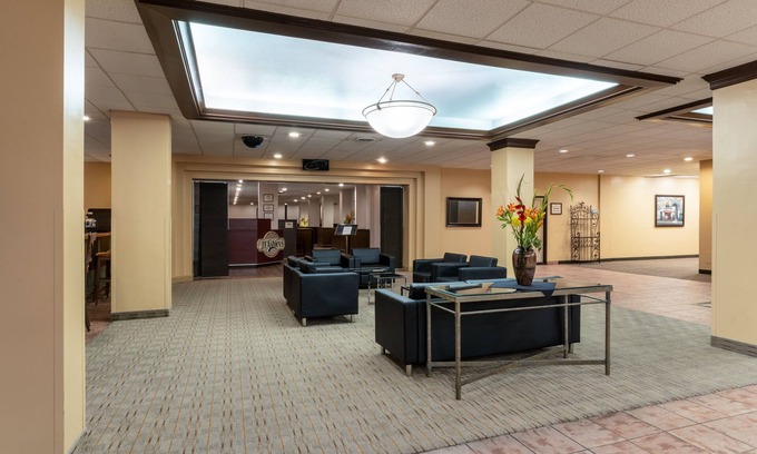 Northeast Reno Hotel | Ramada by Wyndham Reno Hotel and Casino