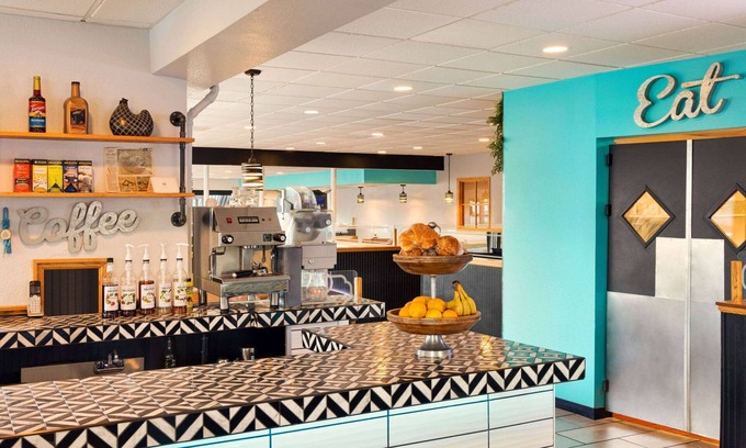 Nasons Corner Hotel | Ramada Plaza by Wyndham Portland