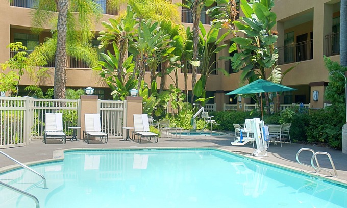 Mission Valley Hotel | Ramada Suites by Wyndham San Diego/Hotel Circle Area