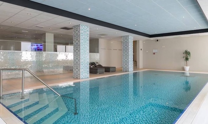 Leende Hotel | Recharge in Comfort! Indoor Pool, Just a Short Drive from Eindhoven!