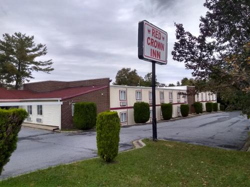 Russett Hotel | Red Crown Inn