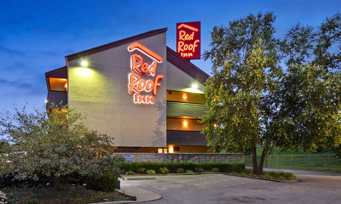 Edgewood Hotel | Red Roof Inn Louisville Expo Airport