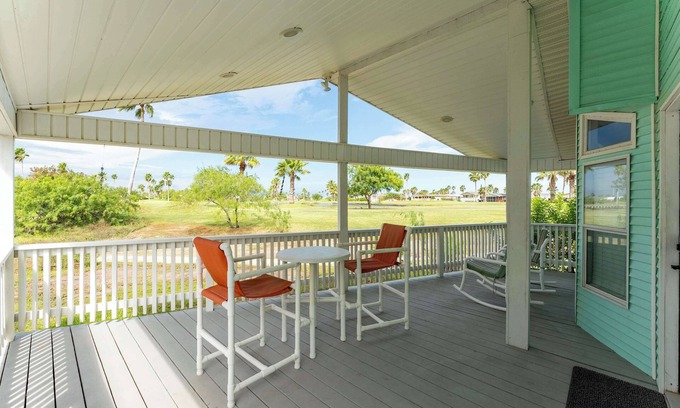 Port Isabel House | Refreshing Resort Getaway with Patio near the Bay
