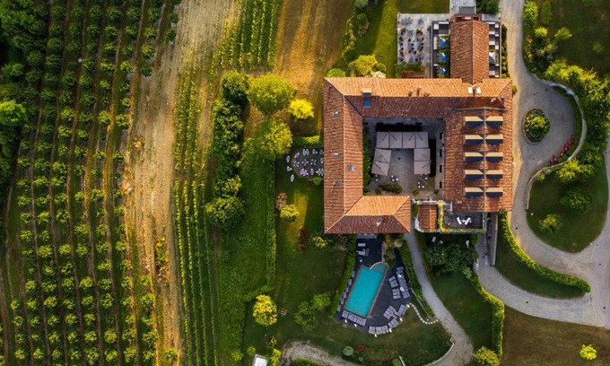Benevello Hotel | Relais Villa D'Amelia
