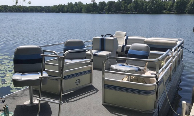 Brill House | Relax on the lake!