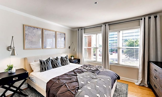 Rutledge Hill Condo | REMODELED & SUPER STYLISH 1BR - DOWNTOWN NASHVILLE