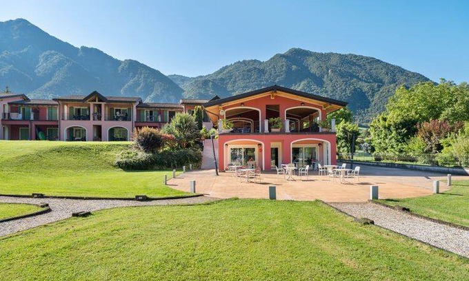 Crone Apartment | Residence Vico Master