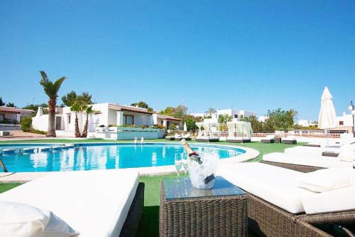 San Antonio Bay Villa | Residencial Bogamarí