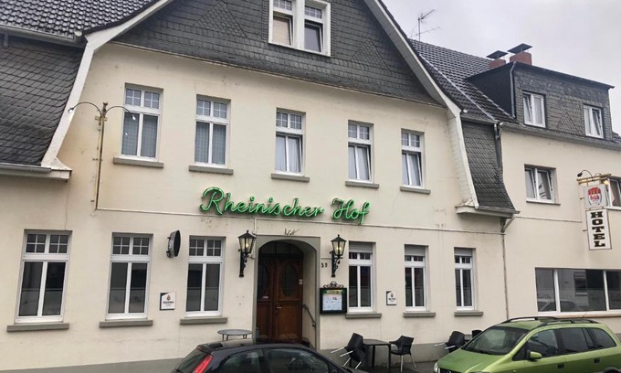 Rheindorf House | Rheinischer Hof